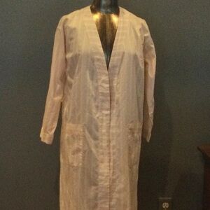 Garnet Hill Pink/White Striped Robe